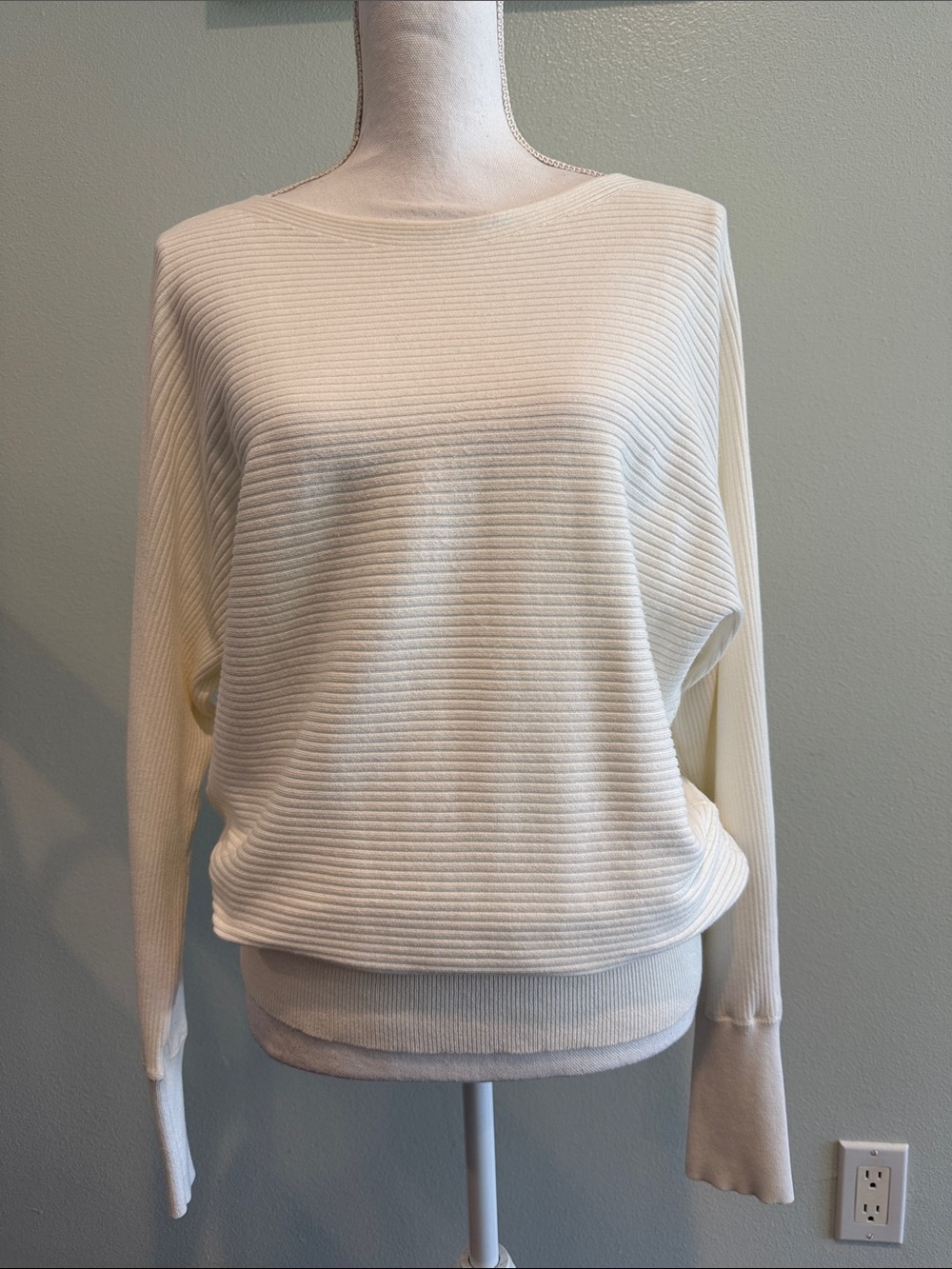H&M Cream Ribbed Boatneck Sweater ptp 23 1/2.